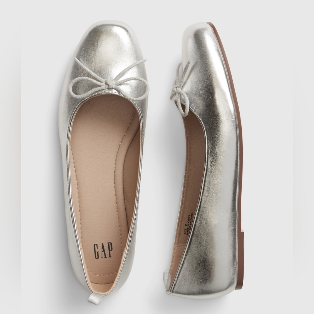 NWT GAP Silver Ballet Flats with Bow Detail
